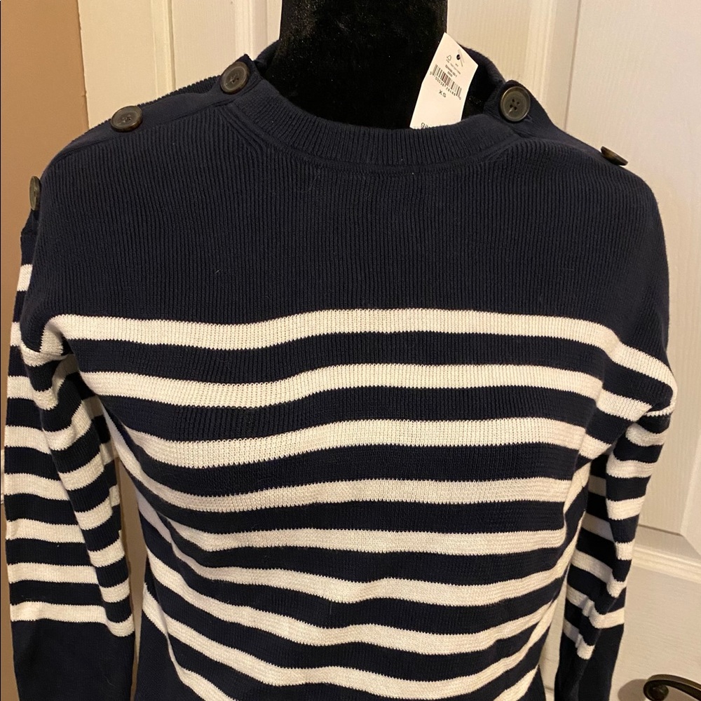 Gap S striped sweater